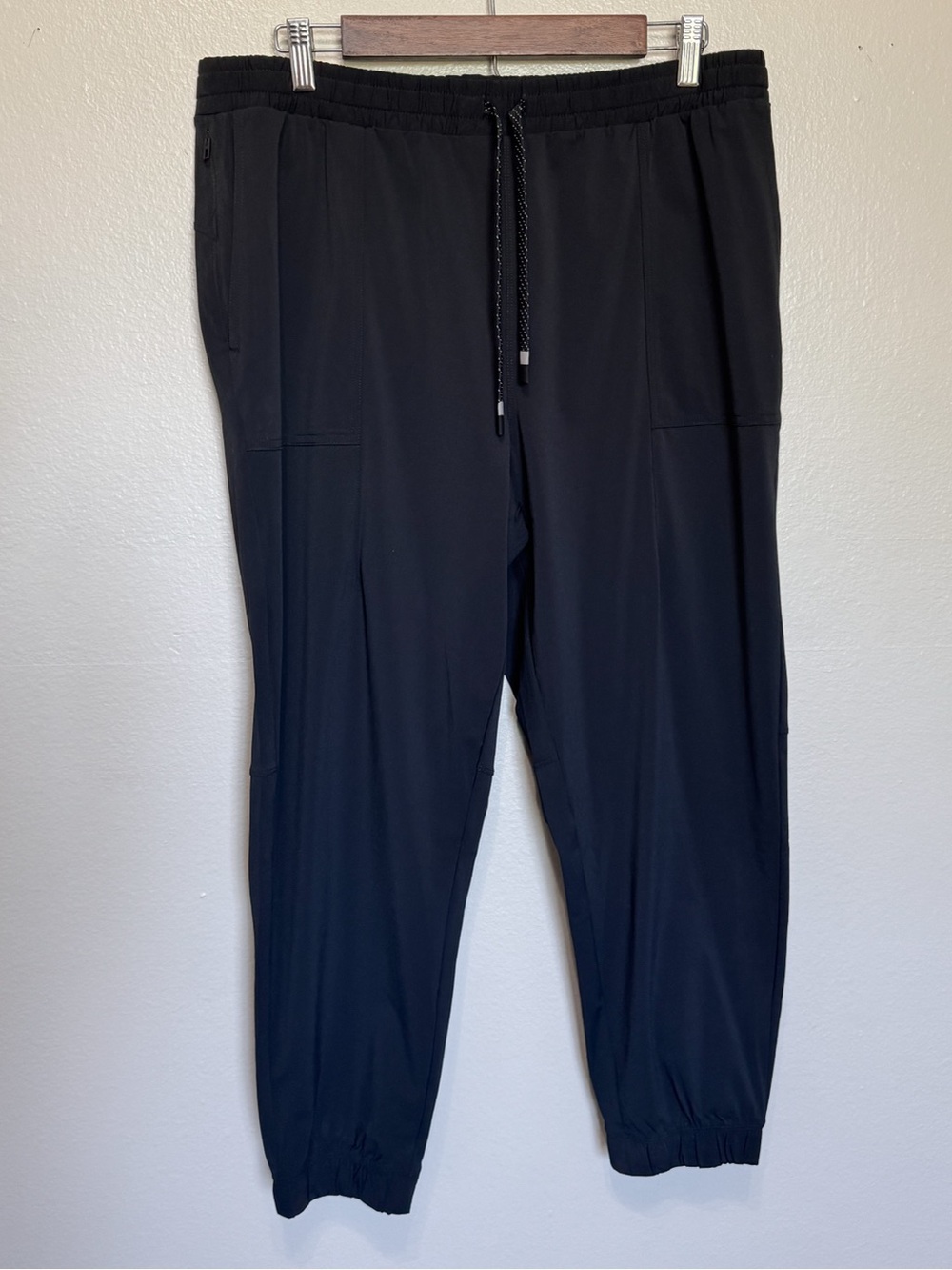 Fabletics Black Jogger Scrub Pants XL NWOT